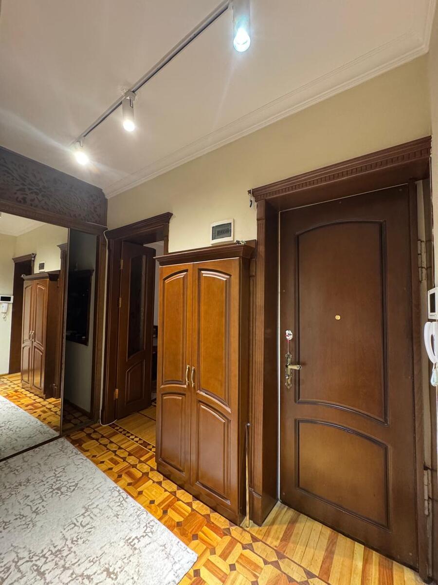 Satılır 2 otaqlı köhnə tikili 65 m² — Mənzil, Bakı (6)