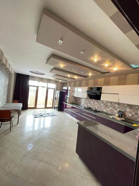 İcarəyə verilir 4 otaqlı yeni tikili 175 m² — Bakı