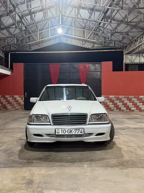 Mercedes C 230, 2.3 L, 1998 il, 378 727 km — Sabirabad