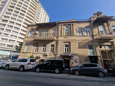 İcarəyə verilir 2 otaqlı köhnə tikili 60 m² — Bakı