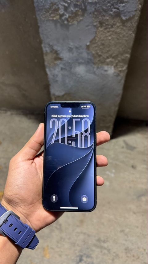IPhone 13, 128 GB, Midnight, Face ID — Ceyranbatan