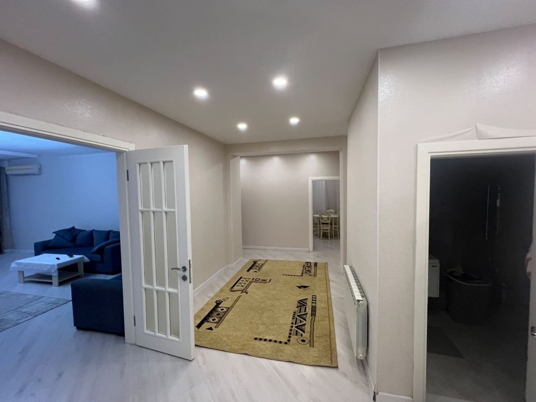 İcarəyə verilir 3 otaqlı yeni tikili 140 m² — Mənzil, Bakı (9)