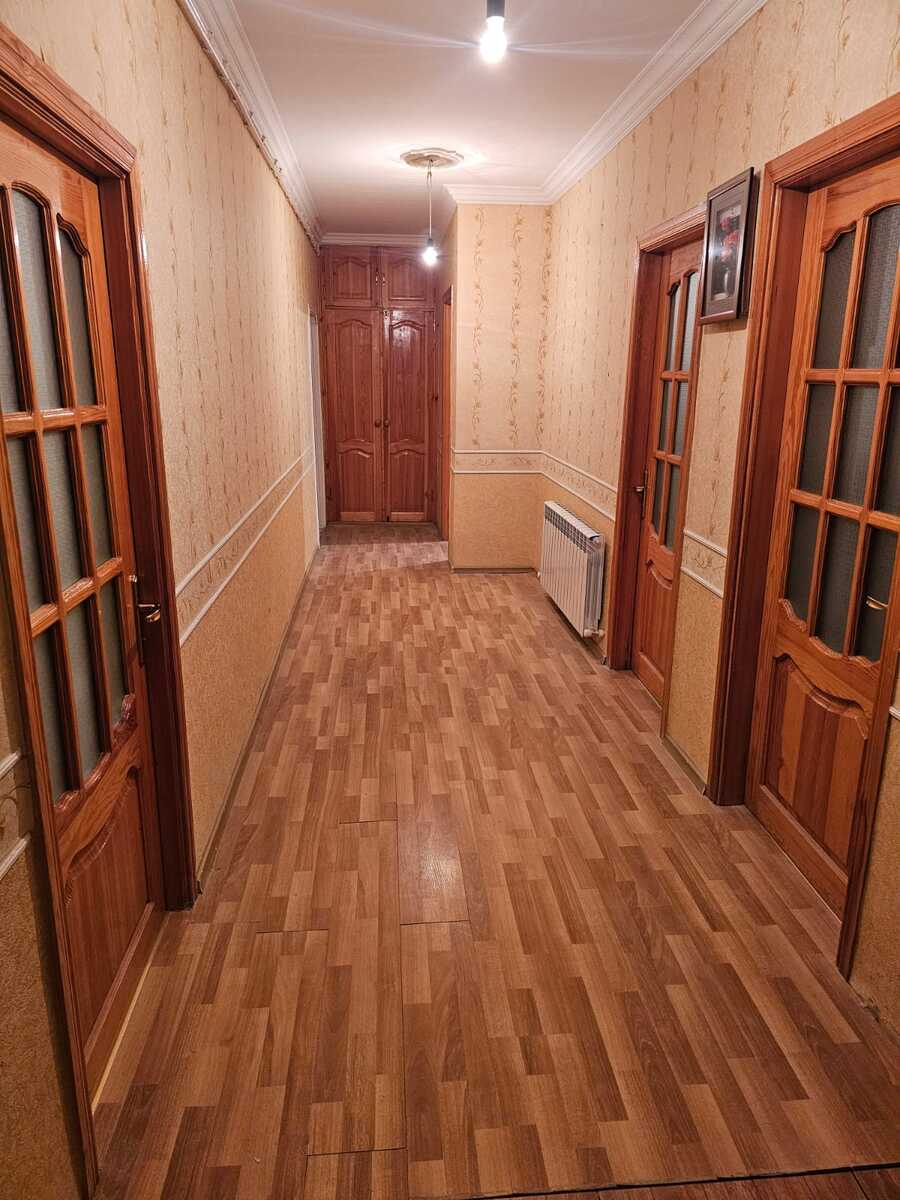 İcarəyə verilir 4 otaqlı köhnə tikili 100 m² — Mənzil, Bakı (11)