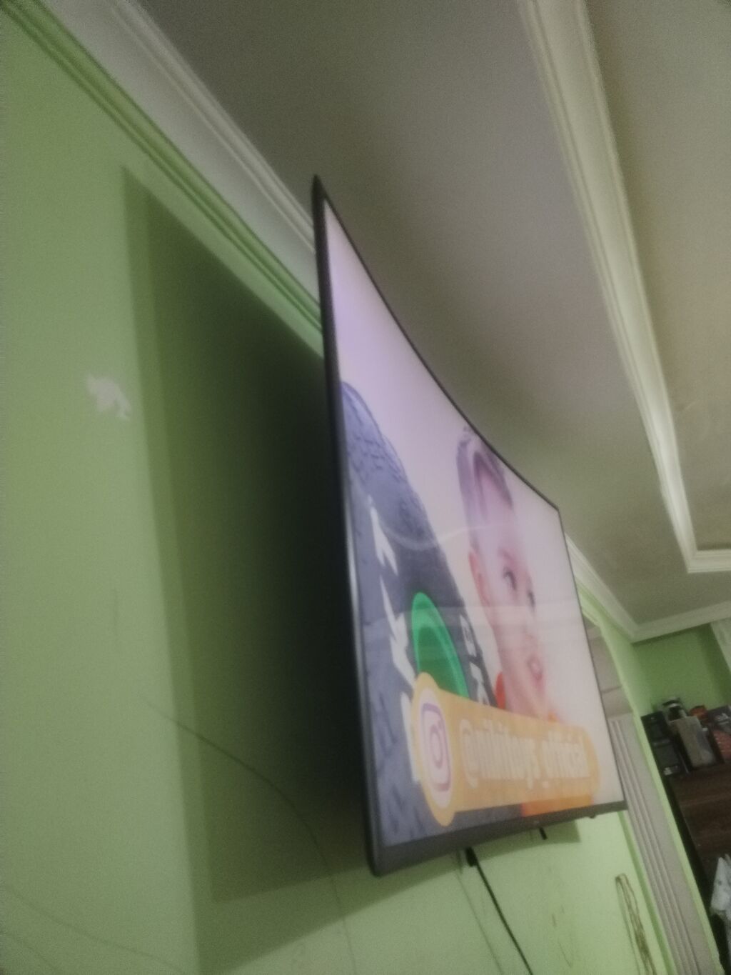 Samsung divar tipli televizor - Marka/model: Samsung (LED TV) — Televizorlar, Bakı (3)