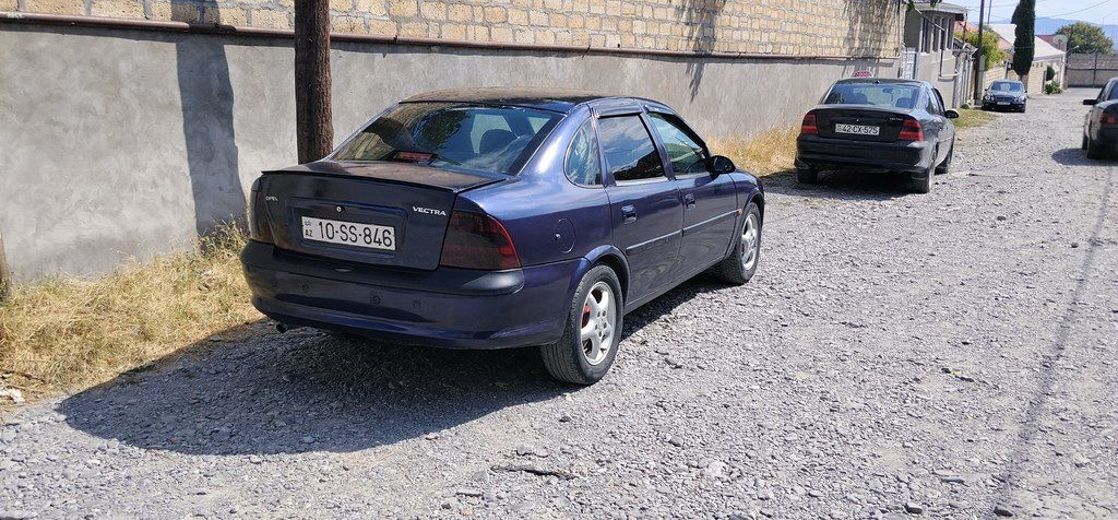 Opel Vectra, 2.0 L, 1996 il, 360 000 km 10-SS-846 — Avtomobillər, Şəki (2)