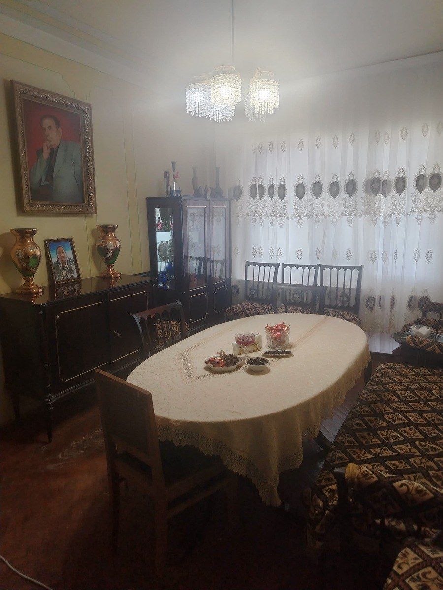 Satılır 5 otaqlı köhnə tikili 125 m² — Mənzil, Bakı (3)