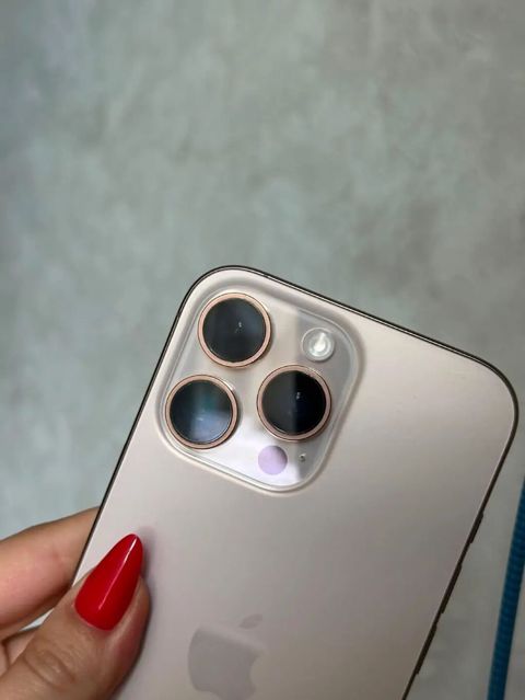IPhone 17 Pro Max, Desert Titanium, Face ID — Bakı