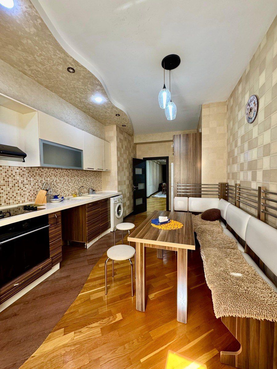 İcarəyə verilir 3 otaqlı yeni tikili 120 m² — Mənzil, Bakı (11)