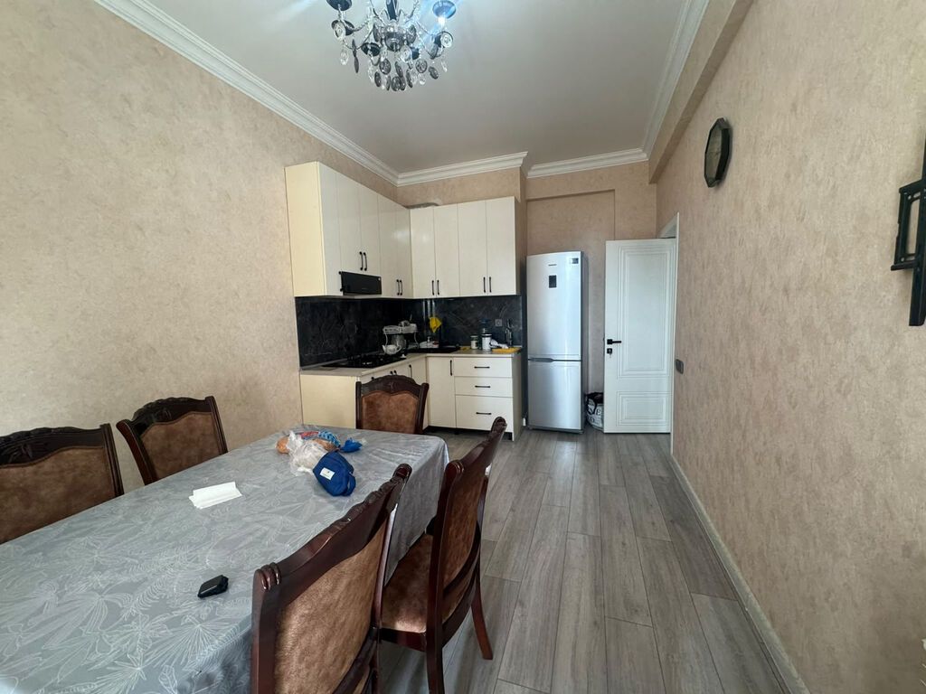 Nərimanov rayonunda təbriz küçəsində 70 kv.m 3 otaqlı (studio) — Mənzil, Bakı (2)