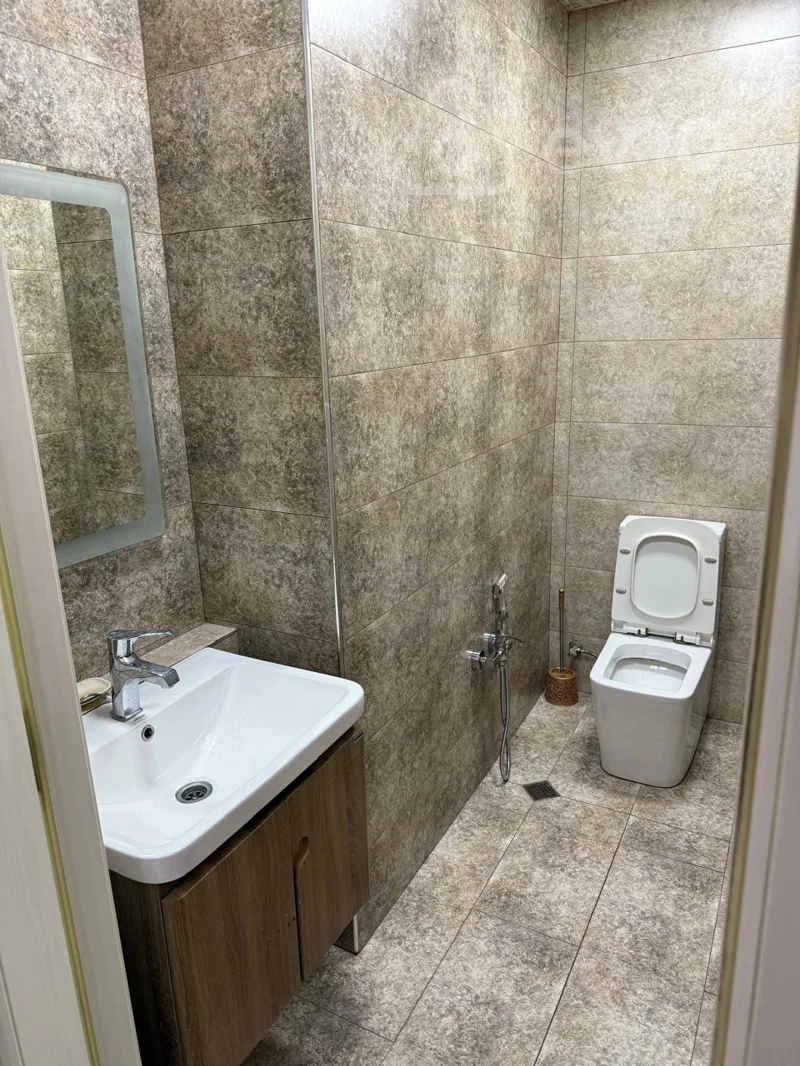 3 otaqlı mənzil, 75 m², Əhməd Cəmil küçəsi — kirayə — Mənzil, Bakı (10)