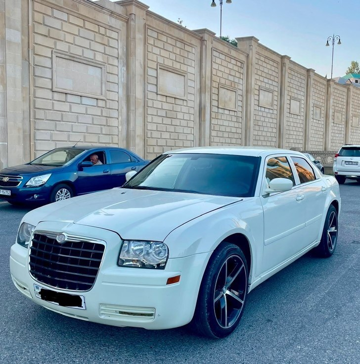 Chrysler 300C, 2005 il, 233817 km, 2.7 L 90-TM-062 — Avtomobillər (3)