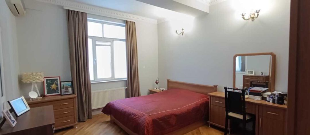 Satılır 4 otaqlı yeni tikili 200 m² — Mənzil, Bakı (5)