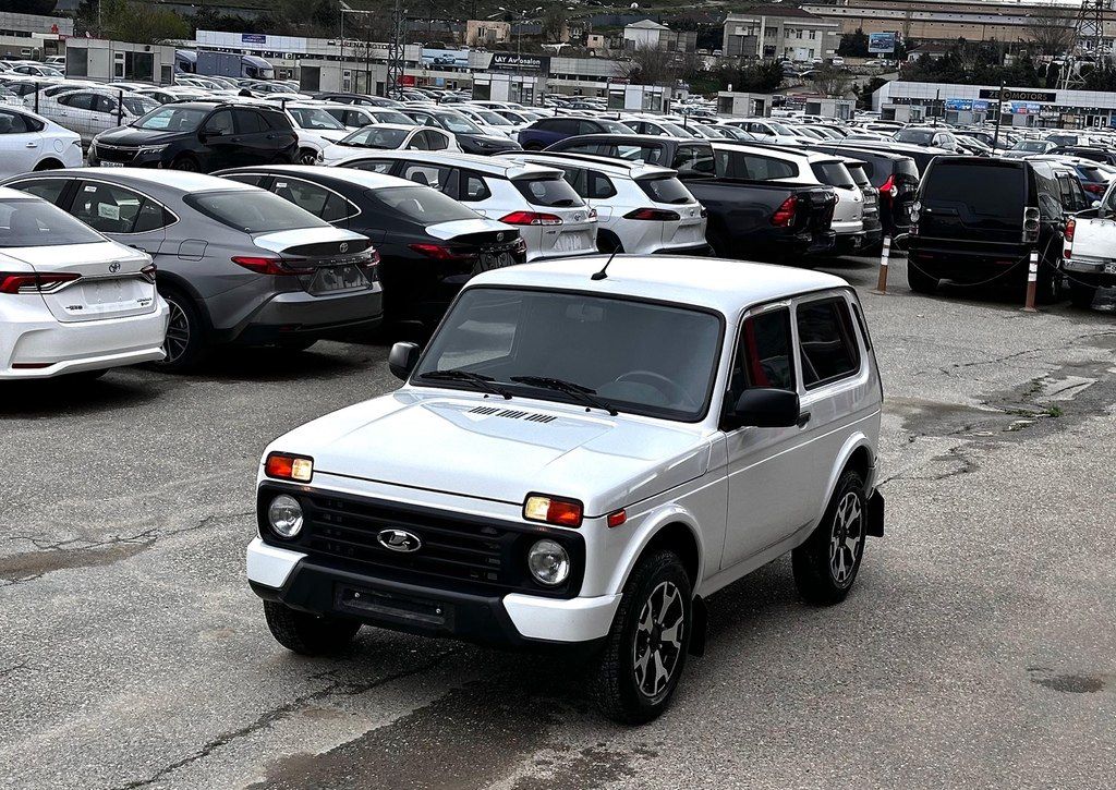 Lada (VAZ) Niva, 1.7 L, 2024 il, 31 800 km — Avtomobillər, Bakı (4)