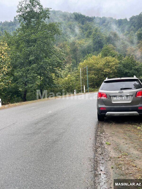 Kia Sorento, 2011 il 77-CD-338 — Avtomobillər, Bakı (4)