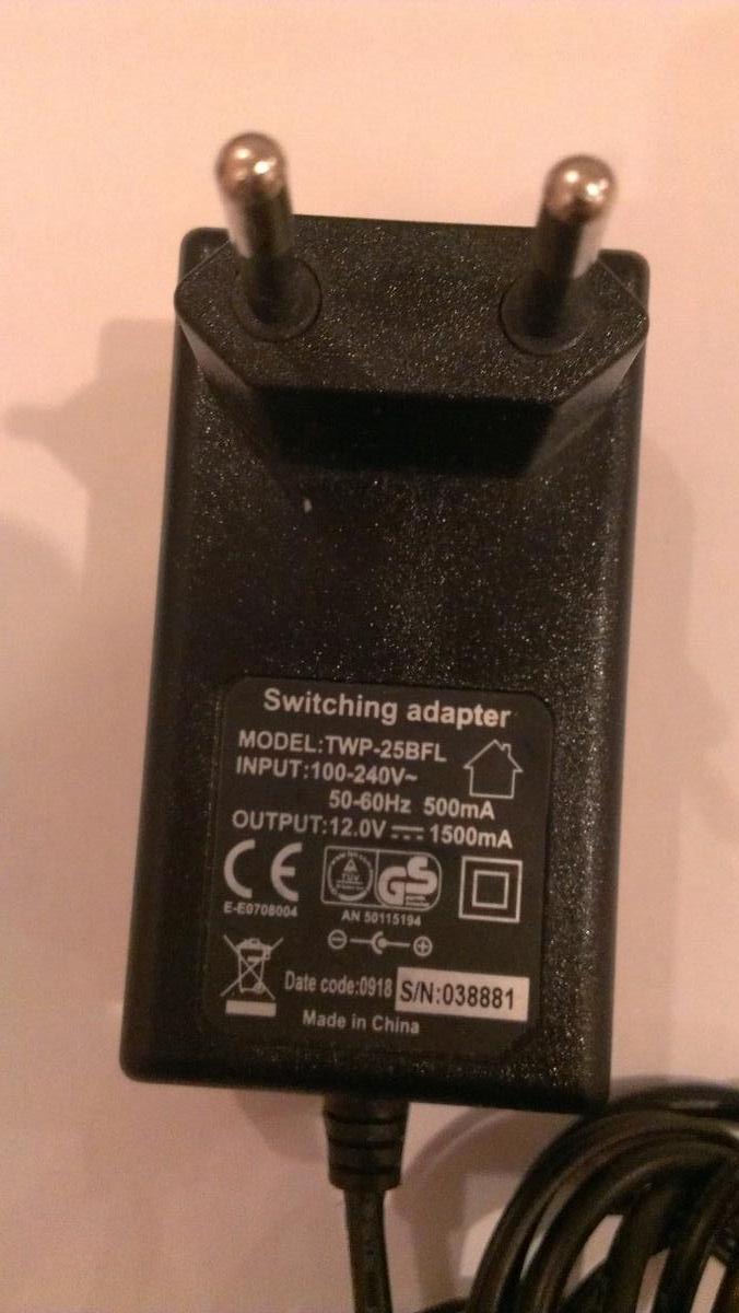 Adapter 12V 1,5A — Periferik cihazlar, Bakı (2)