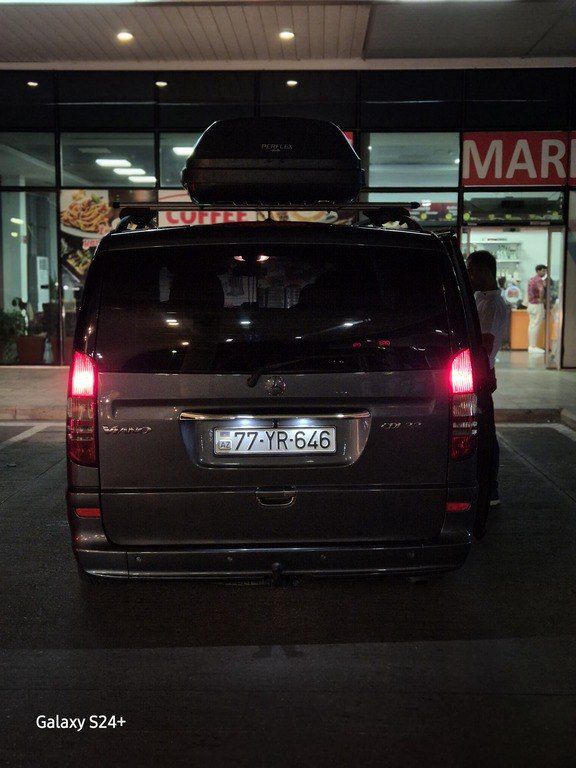 Mercedes Viano, 2.1 L, 2011 il, 518 000 km 77-YR-646 — Avtomobillər, Bakı (2)