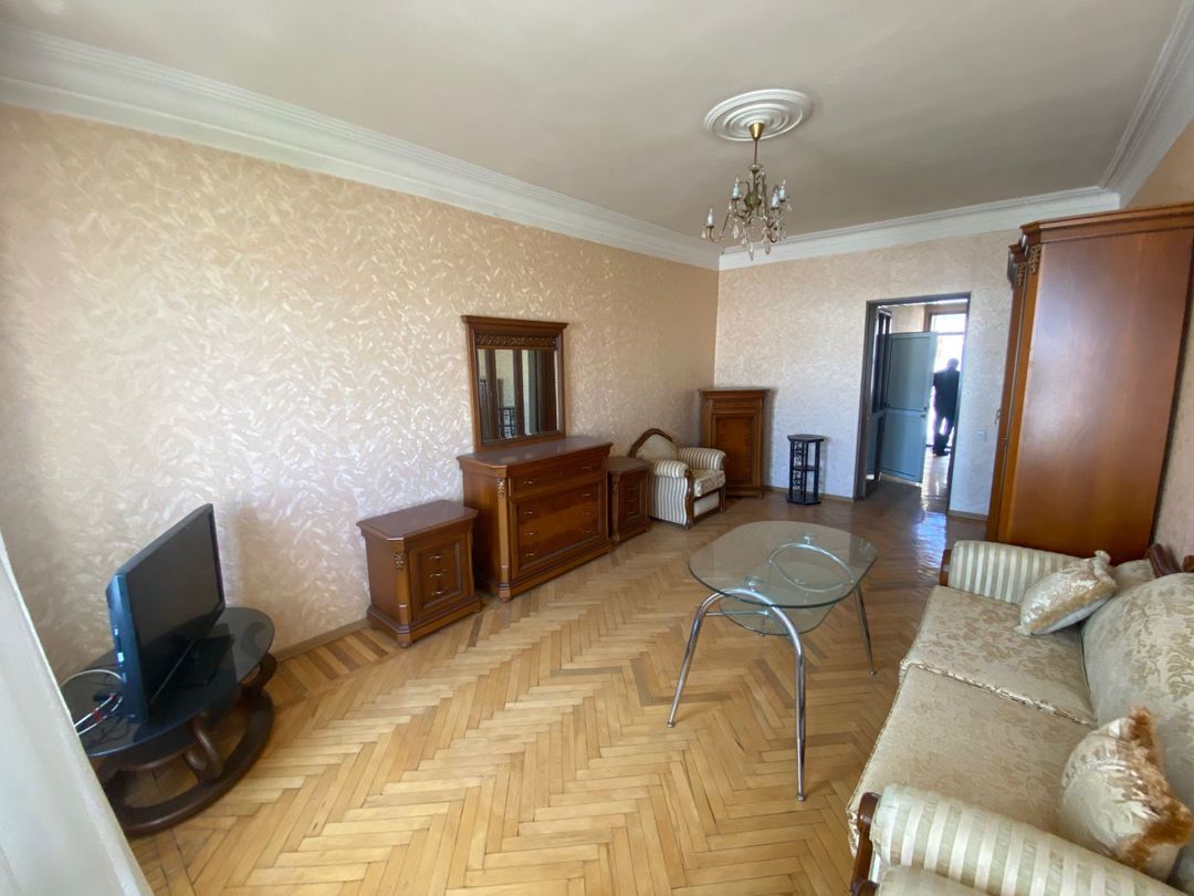 Satılır 1 otaqlı köhnə tikili 35 m² — Mənzil, Bakı (5)