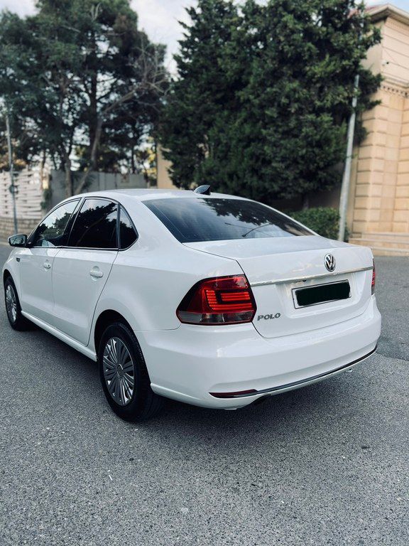Volkswagen Polo, 1.6 L, 2019 il, 212 800 km — Avtomobillər, Bakı (5)