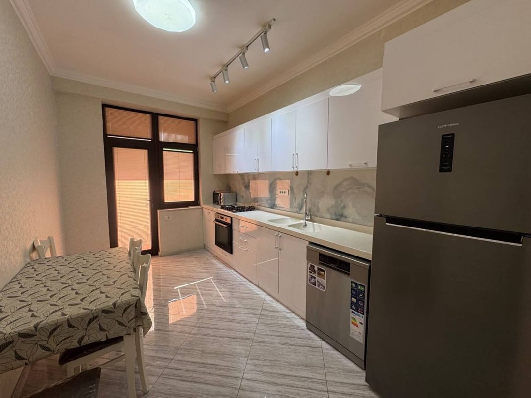 İcarəyə verilir 3 otaqlı yeni tikili 110 m² — Mənzil, Bakı (6)