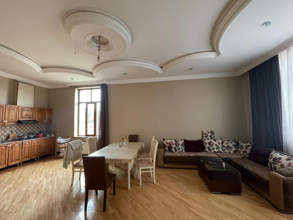 Satılır 6 otaqlı həyət evi/bağ evi 1350 m² — Ev, villa, Bakı (11)