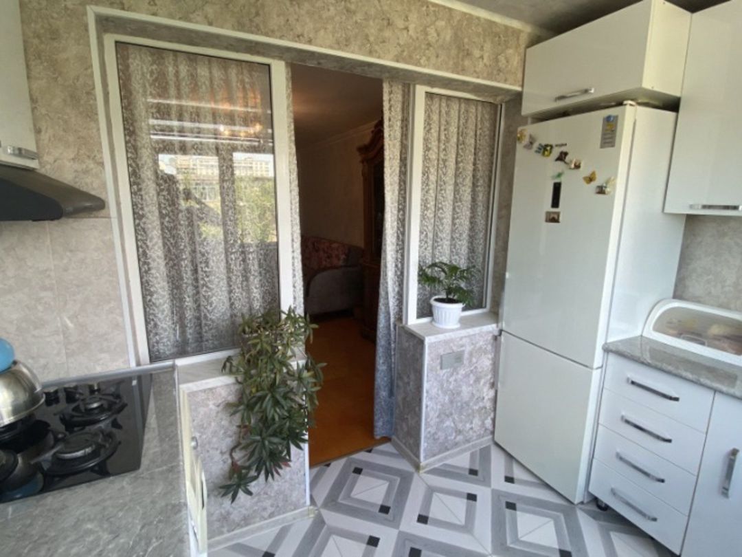 Satılır 4 otaqlı köhnə tikili 90 m² — Mənzil, Bakı (10)