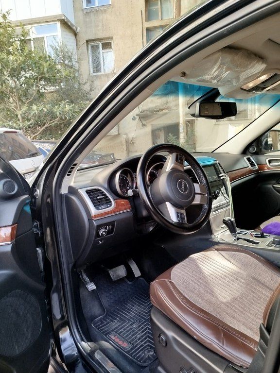 Jeep Grand Cherokee, 3.6 L, 2012 il, 112 000 km 99-CG-739 — Avtomobillər, Bakı (4)