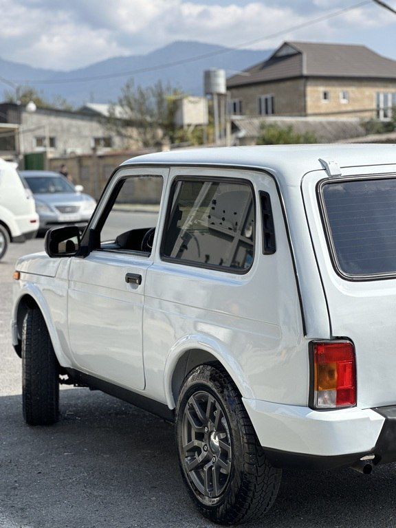 Lada (VAZ) Niva, 1.7 L, 2013 il, 280 000 km 10-TJ-832 — Avtomobillər, Bakı (9)
