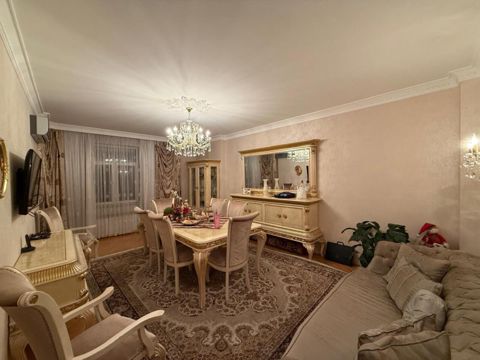 Satılır 2 otaqlı yeni tikili 80 m² — Bakı