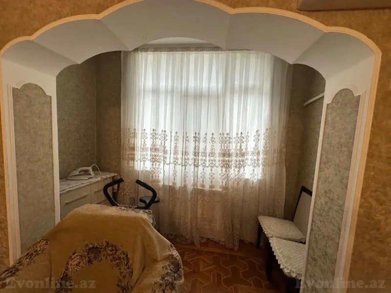 Satılır 4 otaqlı Mənzil Köhnə tikili 110 m² Bakı, Yasamal r., İnşaatçılar m — Mənzil, Bakı (2)