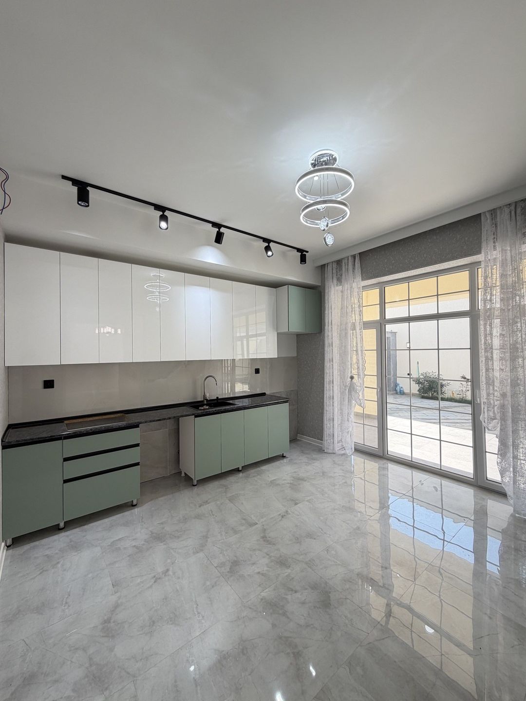 Satılır 4 otaqlı həyət evi/bağ evi 165 m² — Ev, villa, Bakı (7)