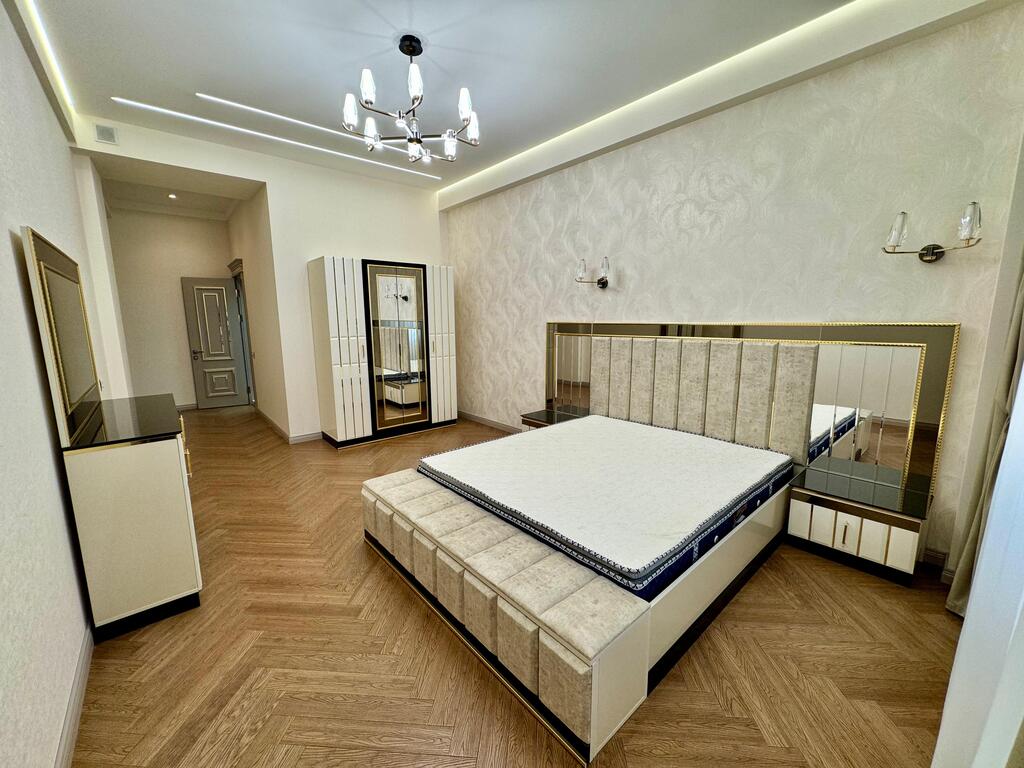 İcarəyə verilir 4 otaqlı yeni tikili 250 m² — Mənzil, Bakı (11)