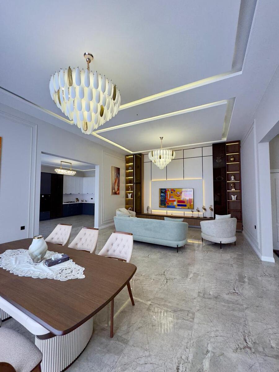 Satılır 5 otaqlı həyət evi/bağ evi 220 m² — Ev, villa, Bakı (8)