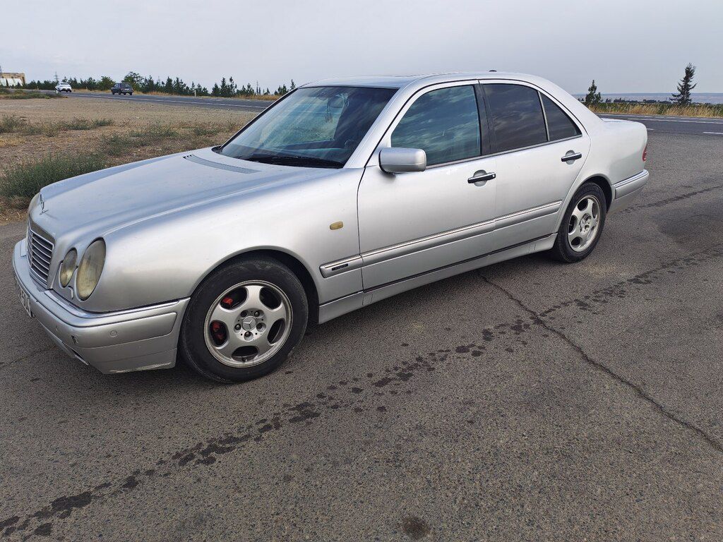 Mercedes E 240, 2.4 L, 1999 il, 550 000 km 10-OP-504 — Avtomobillər, Şəmkir (2)