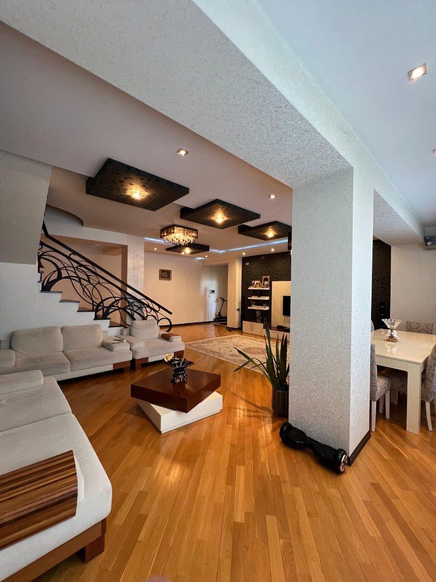 Satılır 3 otaqlı yeni tikili 160 m² — Mənzil, Bakı (2)