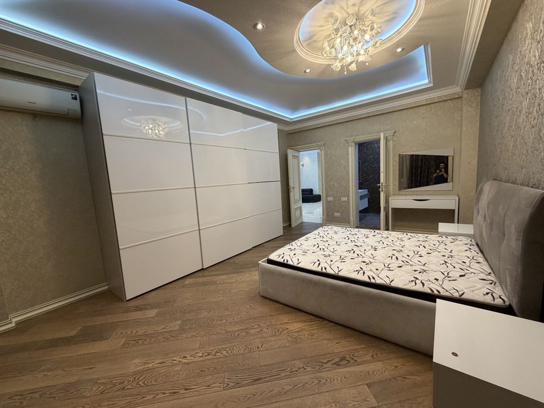 Satılır 3 otaqlı yeni tikili 168 m² — Mənzil, Bakı (12)