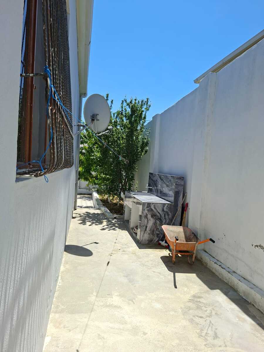 Satılır 4 otaqlı həyət evi/bağ evi 140 m² — Ev, villa, Bakı (8)