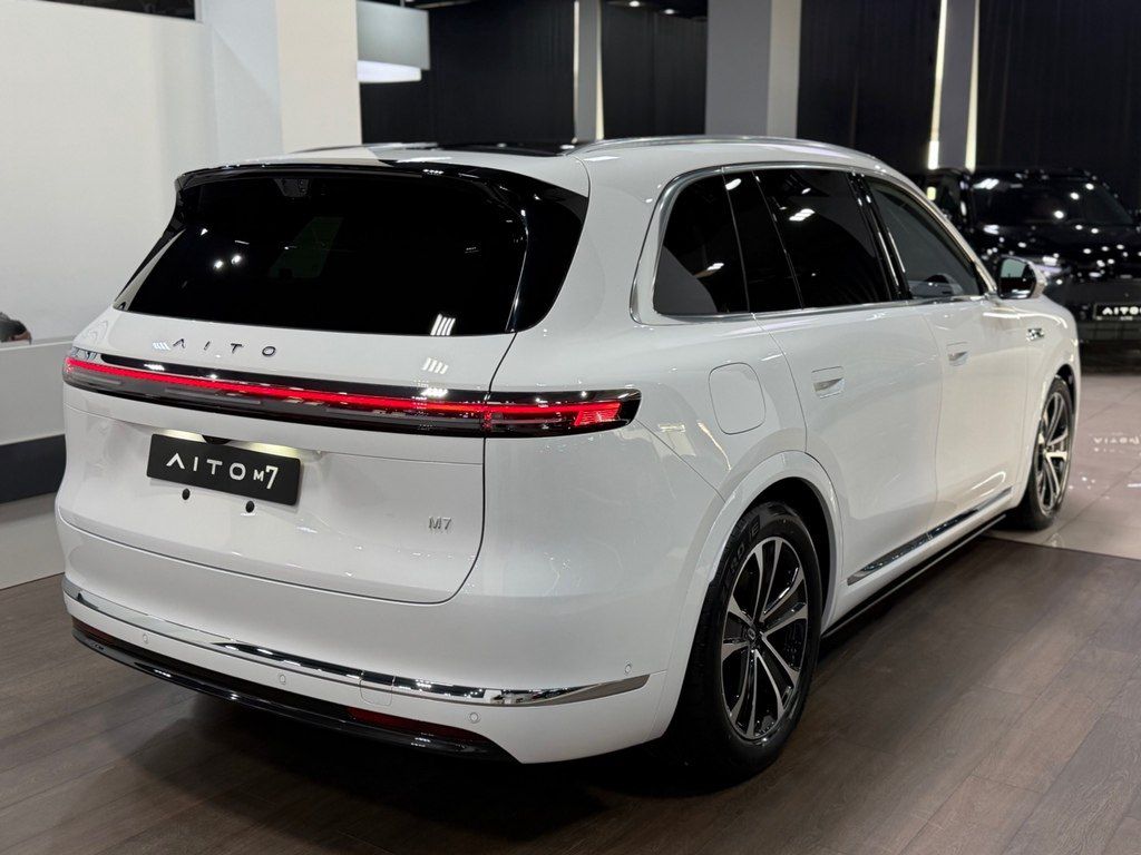 Seres Aito M7, 1.5 L, 42 kWh, 2026 il, yeni — Avtomobillər, Bakı (9)