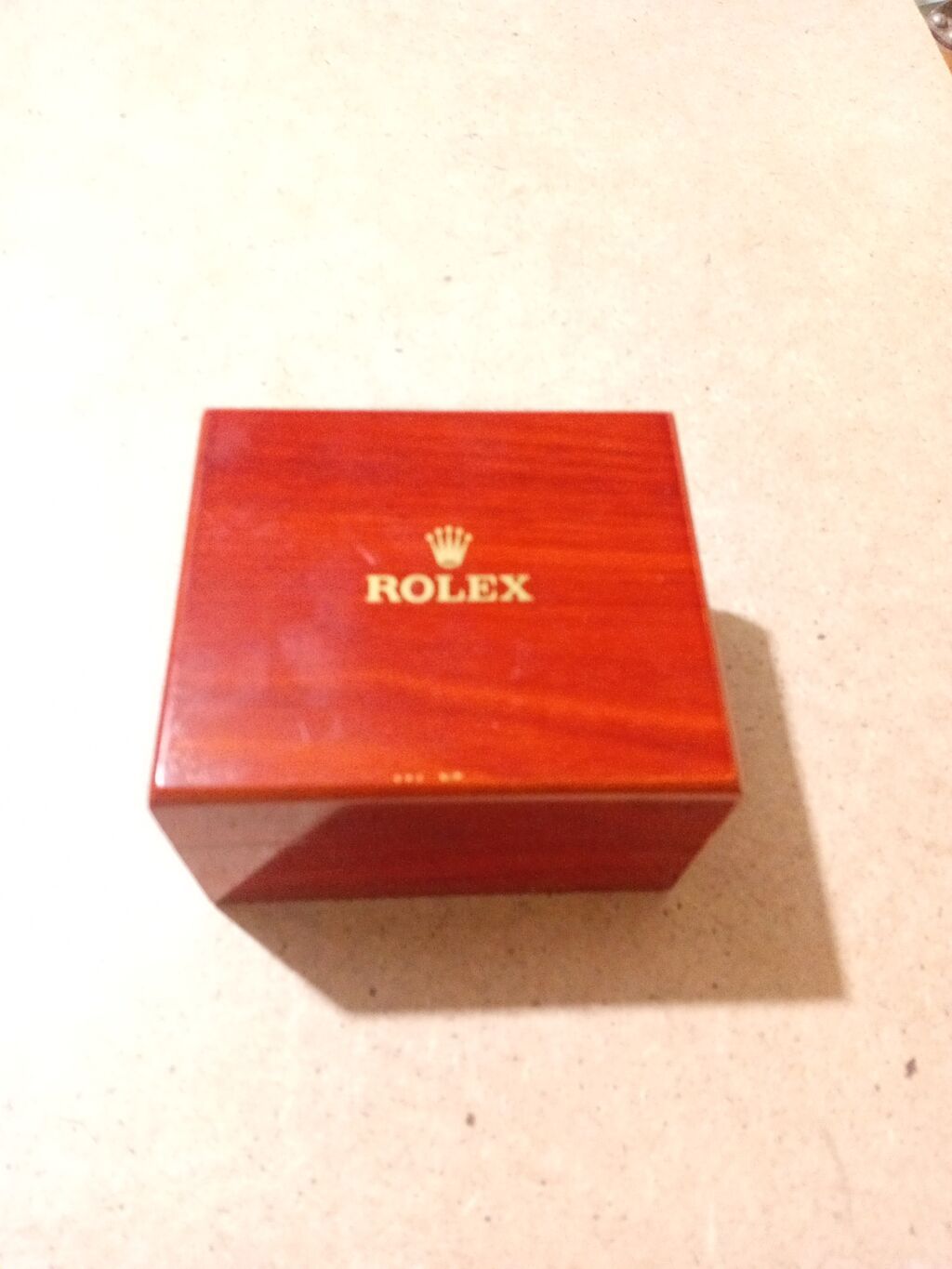 Məhsul: Rolex saat qutusu Təsvir: - Material: Parlaq cilalanmış ağac — Saat sapları və bilərziklər, Digah (3)