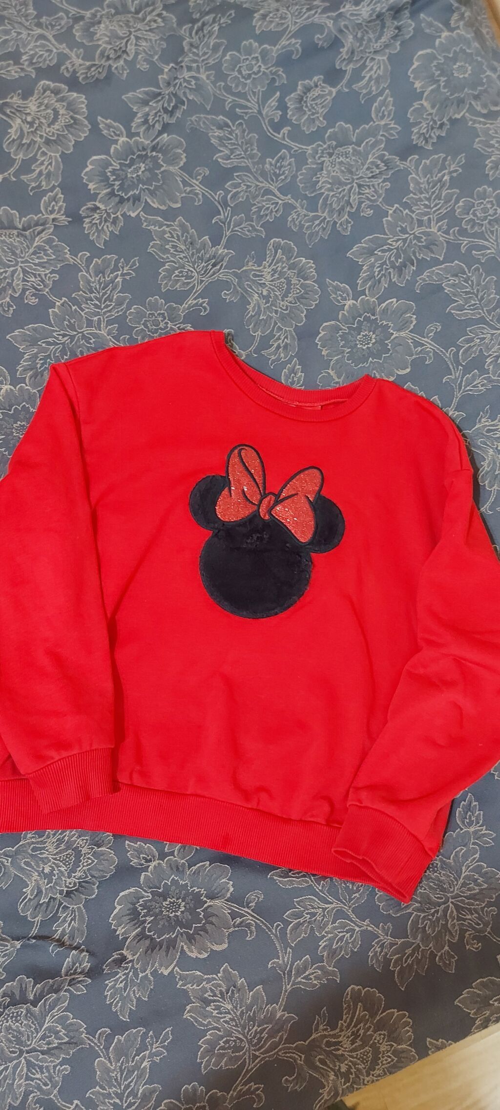 LC Waikiki x Disney qız uşaq sviteri - Rəng: qırmızı - Model: ön — Uşaq geyimi, Bakı