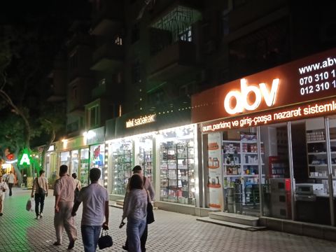 Satılır 2 otaqlı köhnə tikili 36 m² — Bakı