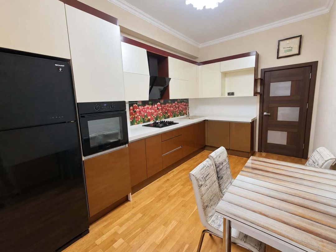 İcarəyə verilir 3 otaqlı yeni tikili 110 m² — Mənzil, Bakı (11)