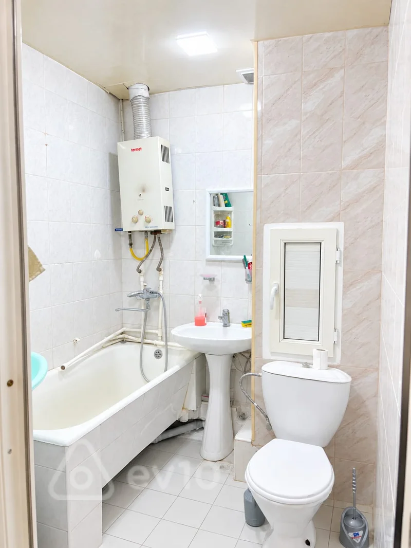 2 otaqlı mənzil, 40 m², Bakı, Məhəmməd Hadi 58 — Mənzil, Bakı (8)