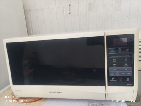 Samsung mikrodalğalı soba - Brend: Samsung - Rəng: ağ (qaranlıq şüşə — Bakı