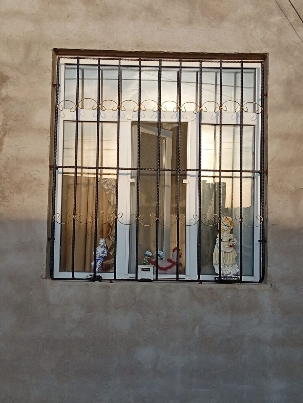 Pencere reşotkasini satiram. 4 ededdi ölçüsü 1/40 1/50 yə Ünvan Bine — Pəncərələr, qapılar, balkonlar, Bakı