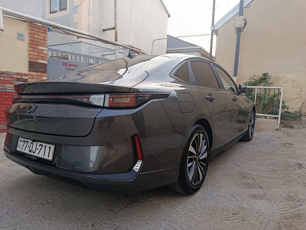 Changan Qiyuan A05, 1.5 L, 9.07 kWh, 2025 il, 15 500 km 77-QJ-711 — Avtomobillər, Bakı (8)