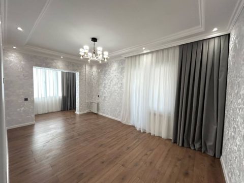 Satılır 2 otaqlı köhnə tikili 65 m² — Bakı