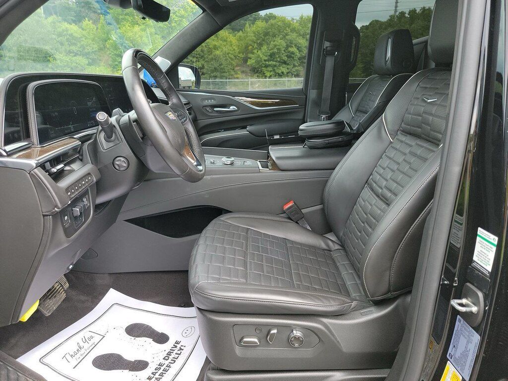 Cadillac Escalade, 3.0 L, 2024 il, 99 779 km — Avtomobillər (10)