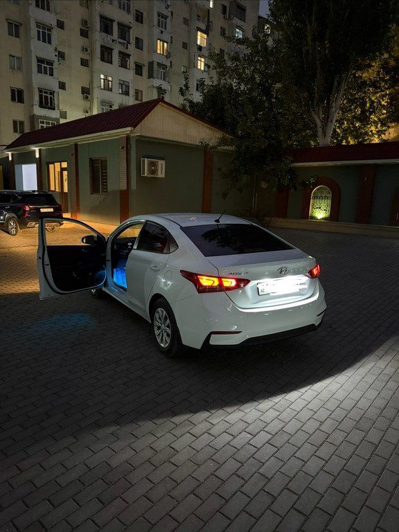 Hyundai Accent, 1.4 L, 2018 il, 104 407 km — Avtomobillər, Bakı (2)