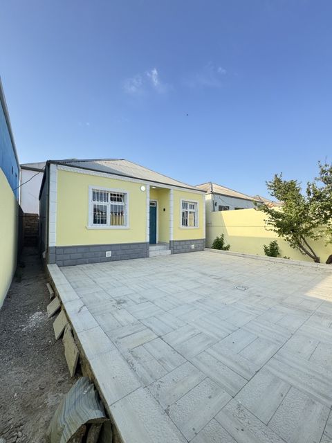 Satılır 3 otaqlı həyət evi/bağ evi 90 m² — Bakı