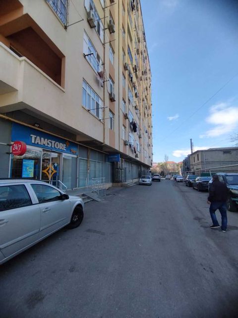 Satılır obyekt 955 m² — Sumqayıt